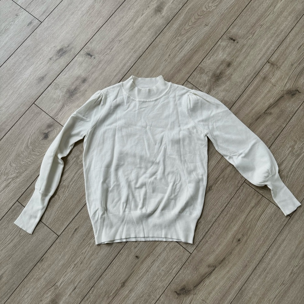 womens off white long sleeve mock neck sweater size xs